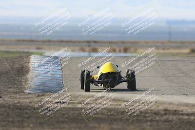 media/Oct-26-2025-CalClub SCCA (Sun) [[8ce1e69566]]/Group 6/Grapevine/
